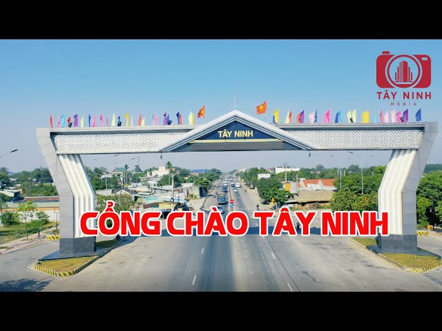 Cổng chào Tây Ninh trên Quốc lộ 22