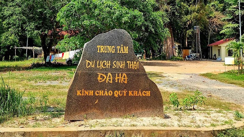 Khu du lịch sinh thái Daha