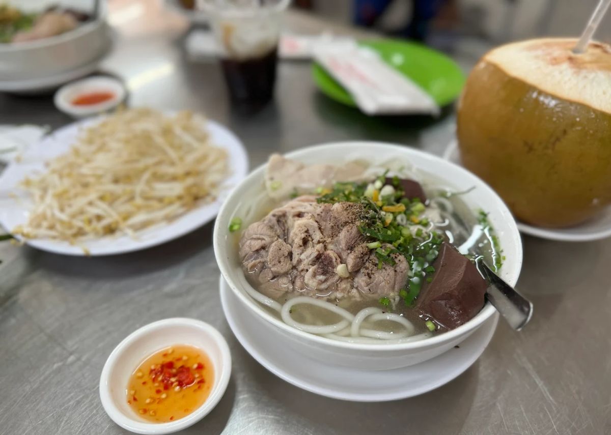 Bánh canh Năm Dung III