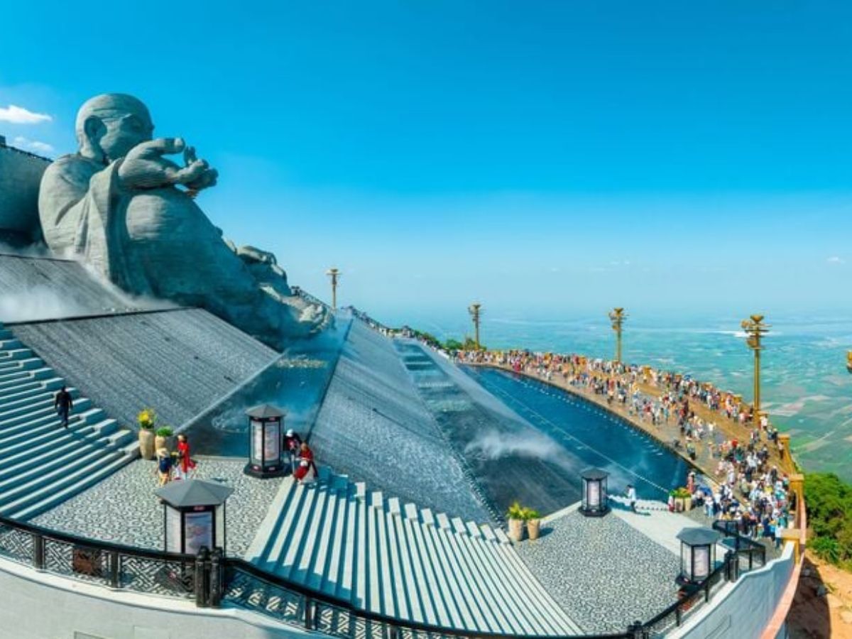 Cầu Ước tại Núi Bà Đen