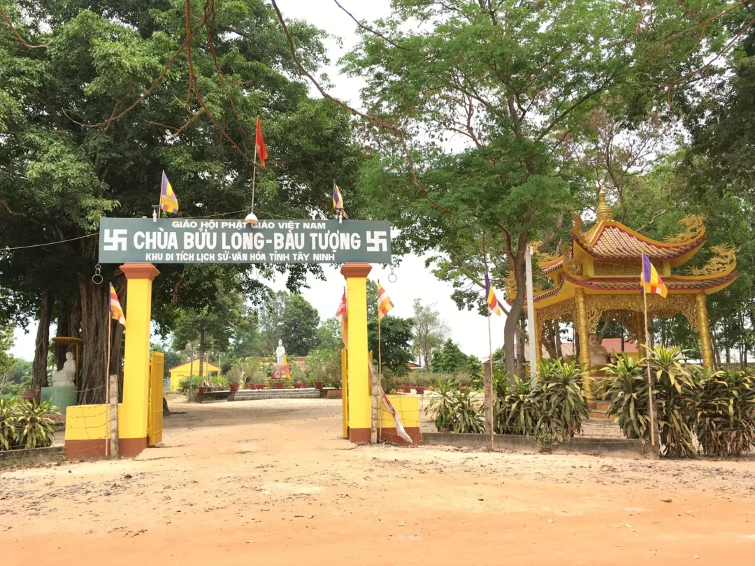 Chùa Bửu Long Bàu Tượng Bến Cầu
