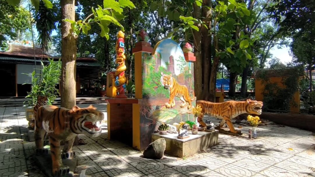 Đình Long Chữ Bến Cầu