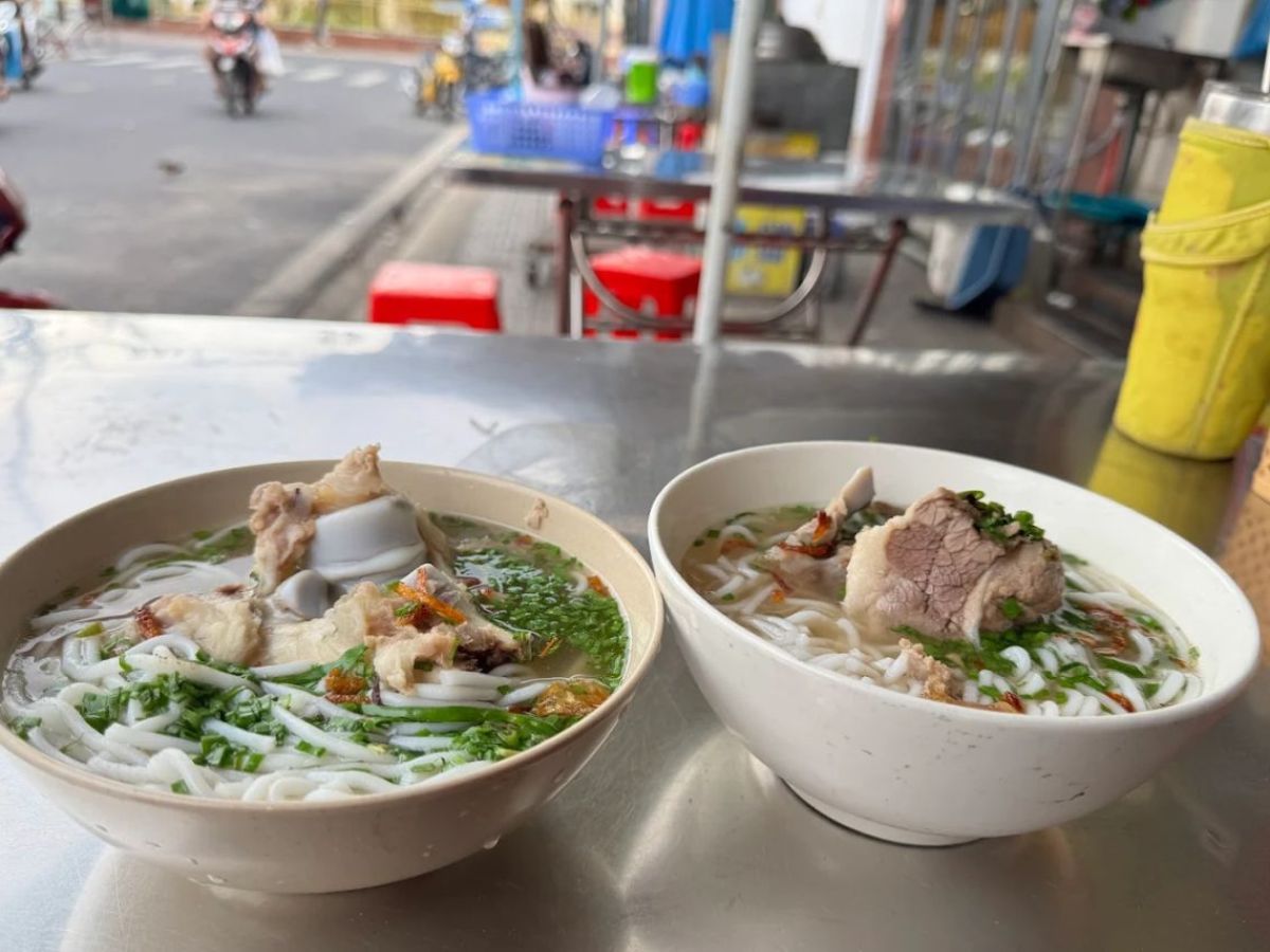 Ẩm thực sáng tại chợ Tây Ninh