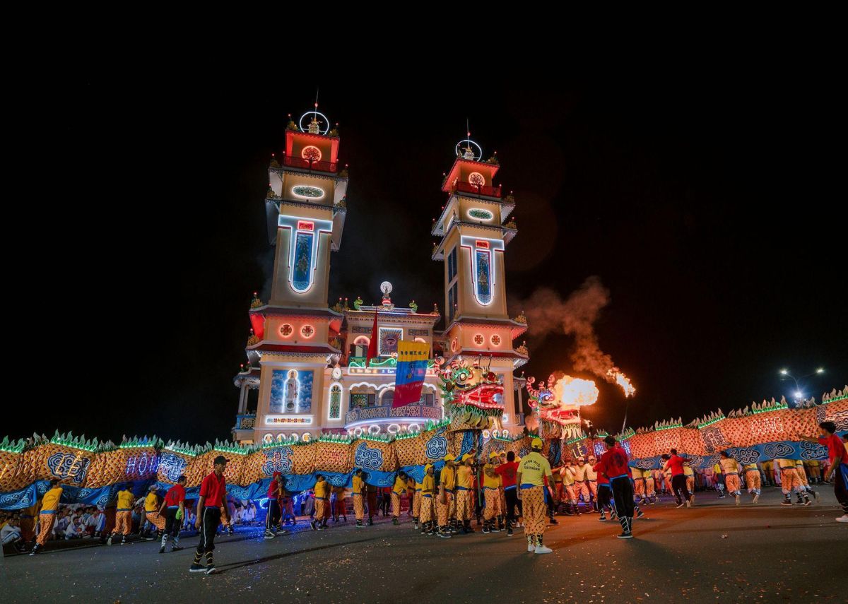 Lễ Vía Đức Chí Tôn